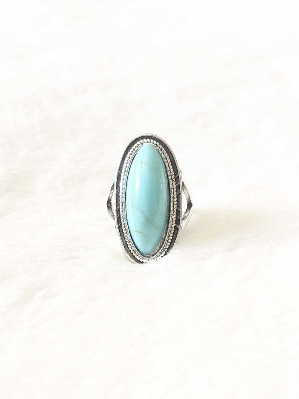 5/$15 🩷 MUST BUNDLE Turquoise Oval Statement Ring - Women's Silver Tone Jewelry